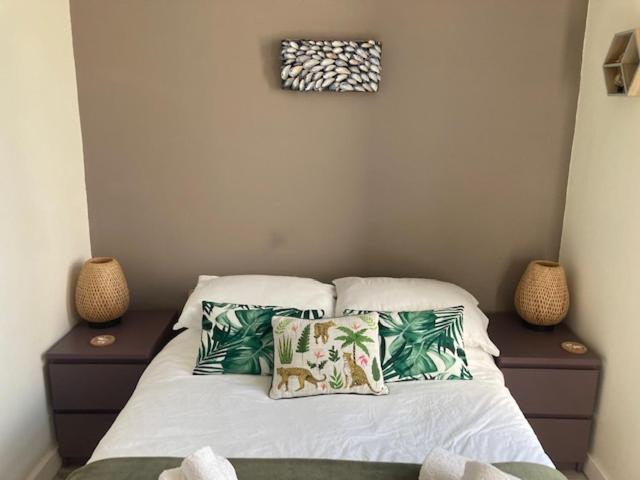Saint Columb Minor The Salt Box- Lovely Refurbished Annexe, Free Parking, Walk To Porth Beach. מראה חיצוני תמונה