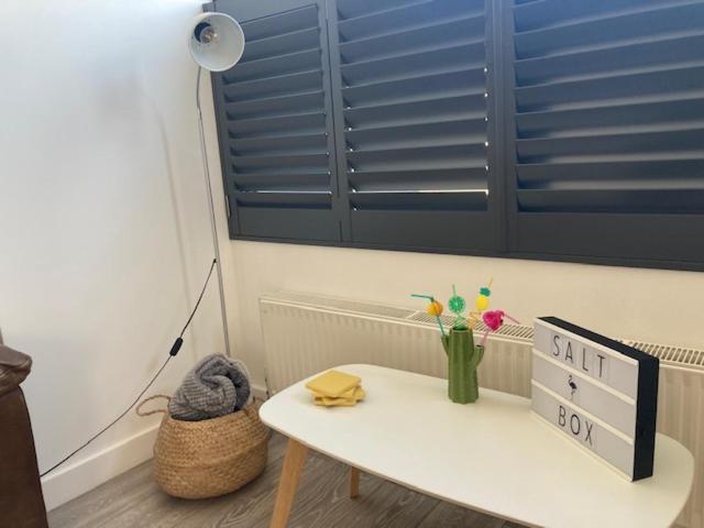 Saint Columb Minor The Salt Box- Lovely Refurbished Annexe, Free Parking, Walk To Porth Beach. מראה חיצוני תמונה
